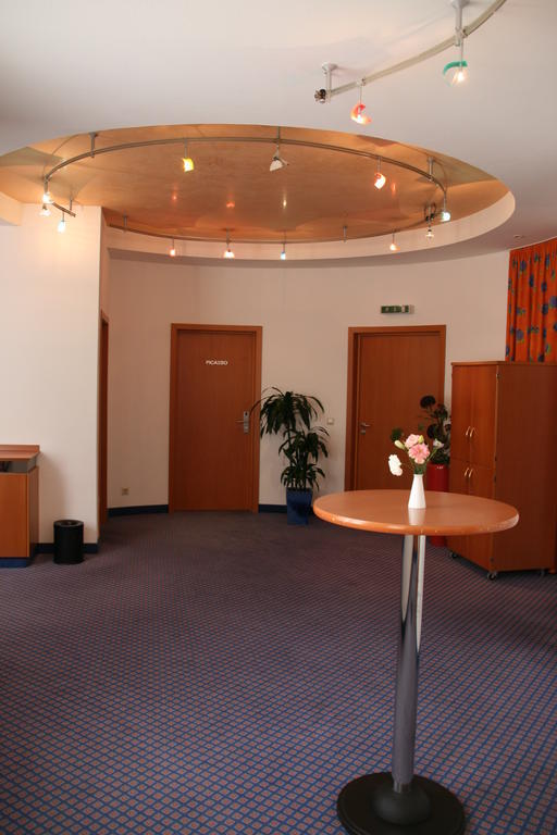 Best Western Hotel Ketterer シュトゥットガルト エクステリア 写真